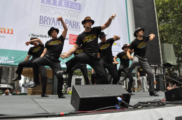 Photo Coverage: Casts of BULLETS, CINDERELLA, PHANTOM & More Visit BROADWAY IN BRYANT PARK! Image