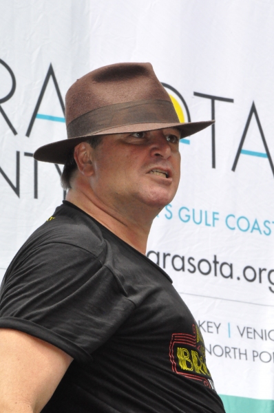 Photo Coverage: Casts of BULLETS, CINDERELLA, PHANTOM & More Visit BROADWAY IN BRYANT PARK! Image