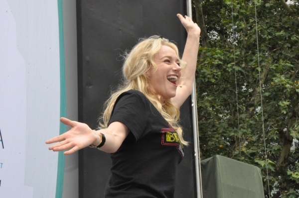 Photo Coverage: Casts of BULLETS, CINDERELLA, PHANTOM & More Visit BROADWAY IN BRYANT PARK! Image