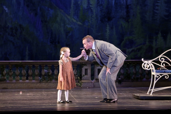 Photo Coverage: First Look at Analisa Leaming, Tom Galantich and More in Starlight Theatre's SOUND OF MUSIC  Image