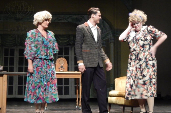 Photo Flash: First Look at ACT San Diego's ANNIE JR.  Image