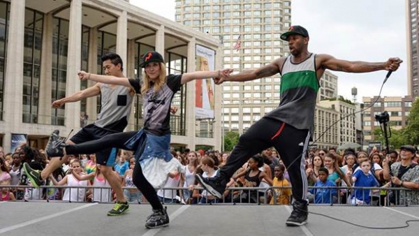Photo Flash: SYTYCD's tWitch, Allison Holker and Alex Wong Host National Dance Day Celebration in NYC 