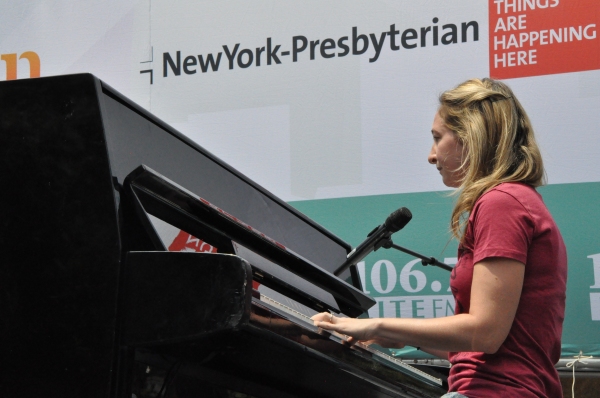 Photo Coverage: Casts of GENTLEMAN'S GUIDE, HEATHERS and More Visit Broadway in Bryant Park! Image