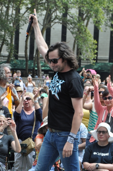 Photo Coverage: Casts of GENTLEMAN'S GUIDE, HEATHERS and More Visit Broadway in Bryant Park! Image