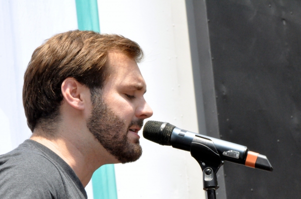 Photo Coverage: Casts of GENTLEMAN'S GUIDE, HEATHERS and More Visit Broadway in Bryant Park! Image