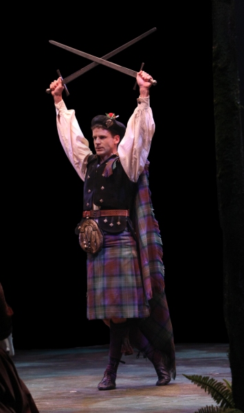 Photo Flash: First Look at Robert J. Townsend, Jennifer Hope Wills and More in BRIGADOON at Music Circus Image