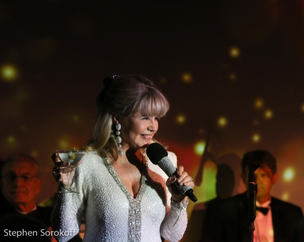 Photo Coverage: Pia Zadora Brings PIA RELOADED to Metropolitan Room Image