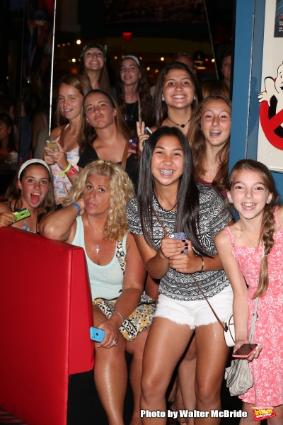Photo Coverage: Inside Jake Miller's Handprinting Ceremony at Planet Hollywood Image