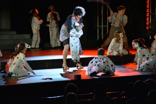 Photo Flash: Dennis DeYoung's 101 DALMATIANS Opens at Newtown High School Image