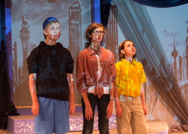 Photo Flash: South Bend Presents A WRINKLE IN TIME Image