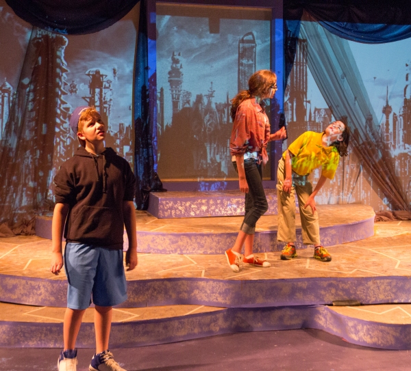 Photo Flash: South Bend Presents A WRINKLE IN TIME Image