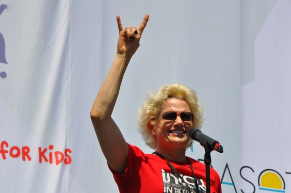 Photo Coverage: Casts of JERSEY BOYS, CABARET and More Visit BROADWAY IN BRYANT PARK!  Image