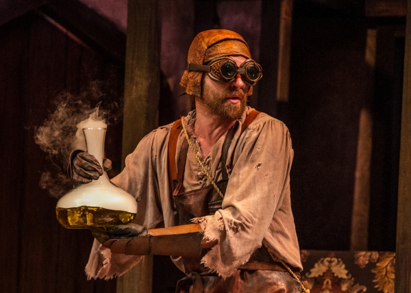 Photo Flash: First Look - THE ALCHEMIST at The Shakespeare Theatre Image