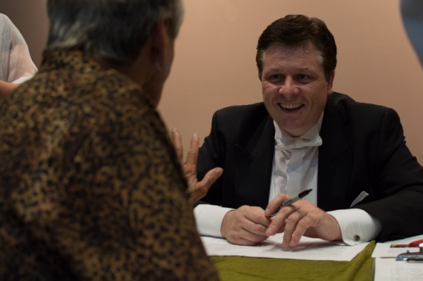 Photo Flash: Anthony Kearns Performs in Sacramento Image