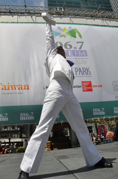 Photo Coverage: MATILDA, MOTOWN, ON THE TOWN & More Conclude BROADWAY IN BRYANT PARK's 2014 Season Image