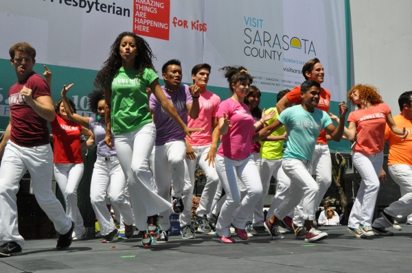 Photo Coverage: MATILDA, MOTOWN, ON THE TOWN & More Conclude BROADWAY IN BRYANT PARK's 2014 Season Image