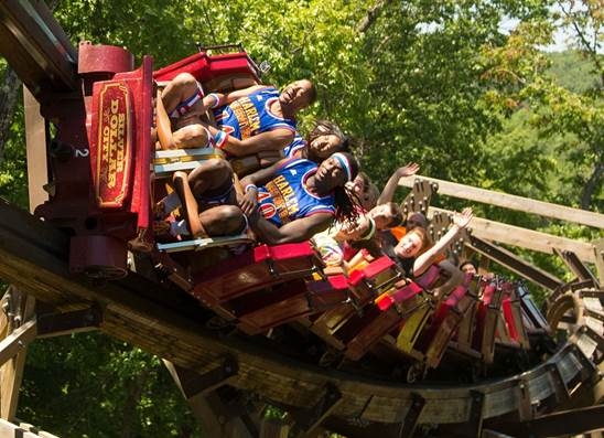 Photo Flash: Harlem Globetrotters Flip Head Over Heels at Silver Dollar City; Show Set for June 2015 Image