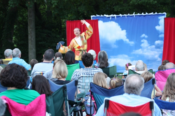 Photo Flash: First Look at MACBETH and A MIDSUMMER NIGHT'S DREAM at Cincinnati's FREE Shakespeare in the Park 