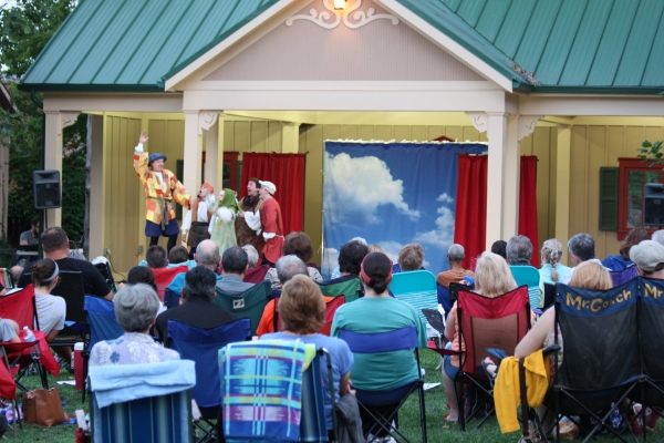 Photo Flash: First Look at MACBETH and A MIDSUMMER NIGHT'S DREAM at Cincinnati's FREE Shakespeare in the Park 