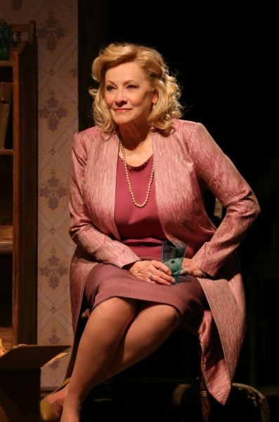 Photo Flash: First Look at Betty Buckley, Hallie Foote, Annalee Jefferies, Veanne Cox and More in THE OLD FRIENDS at Houston's Alley Theatre Image
