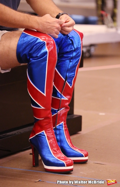 Photo Coverage: Let Them Raise You Up- KINKY BOOTS Tour Cast Gives Performance Preview! Photo Coverage: Let Them Raise You Up- KINKY BOOTS Tour Cast Gives Performance Preview! Image