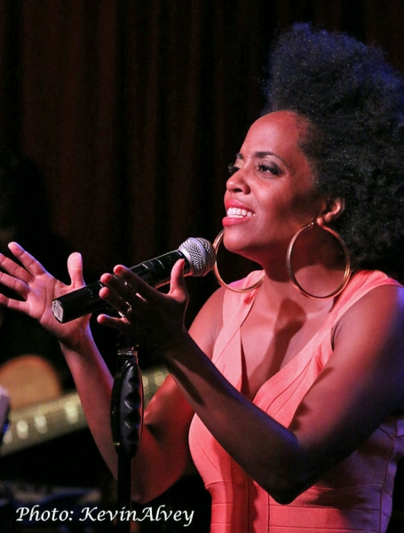 Photo Flash: Rhonda Ross Plays Birdland Jazz Club Image