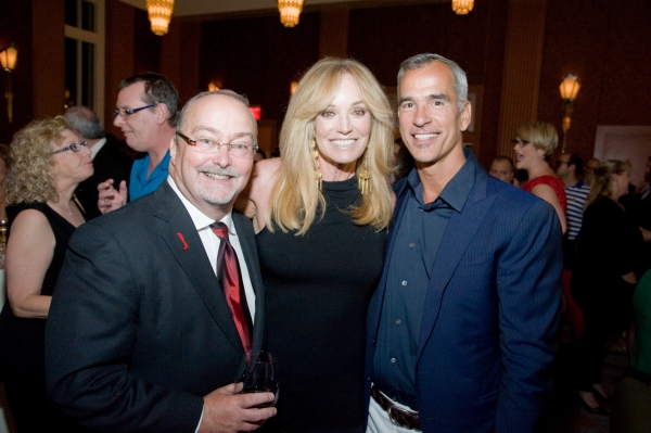 Photo Flash: KINKY BOOTS National Tour Celebrates Las Vegas Opening with Jerry Mitchell, Daryl Roth & More Image