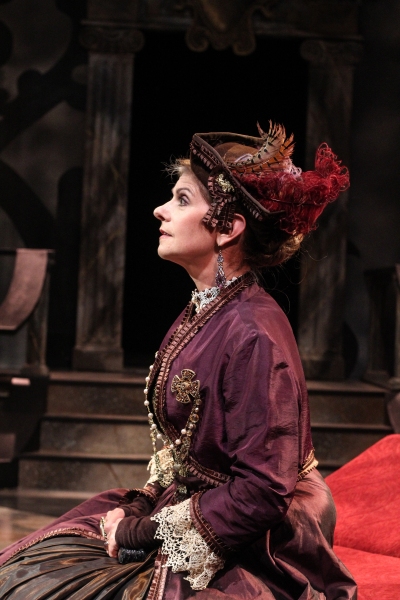 Photo Flash: First Look at LES LIAISONS DANGEREUSES at Actor's Express Image