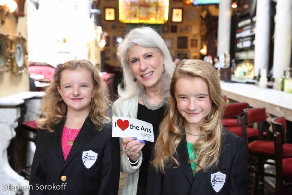 Photo Coverage: The Shapiro Sisters Stop by BACKSTAGE WITH PETER LEDONNE Image