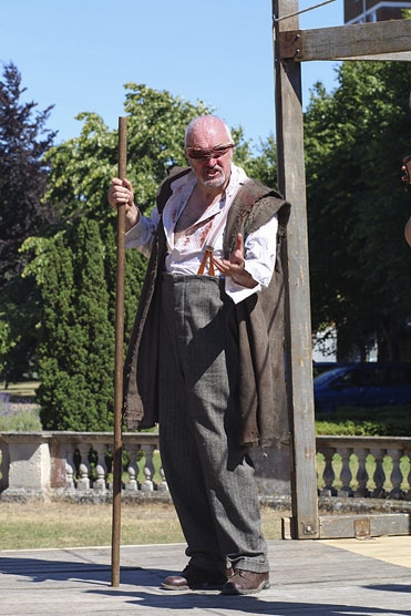 Photo Flash: First Look at Joseph Marcell & More in Folger Theatre's KING LEAR Image