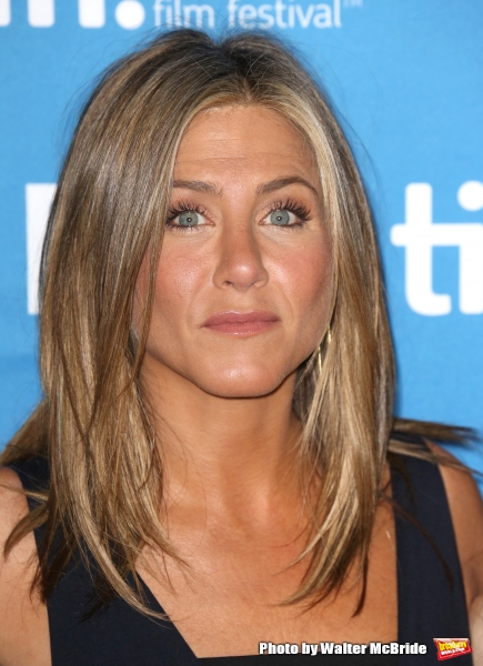 Photo Coverage: Anna Kendrick, Jennifer Aniston, and More Attend CAKE Photo Call at TIFF Image