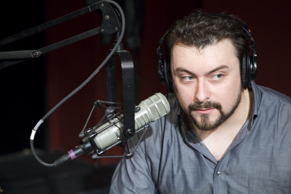 Photo Flash: First Look at Off-Broadway Revival of Eric Bogosian's TALK RADIO Image