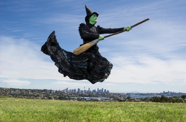 Photo Flash: Jemma Rix Flies Into Sydney for WICKED Run at the Capitol Theatre Image
