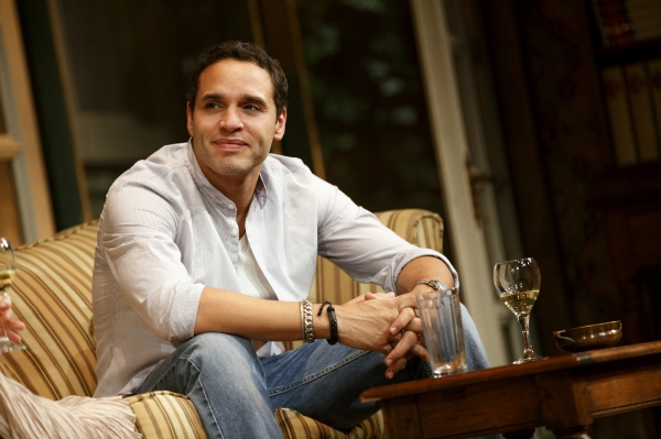 Photo Flash: First Look at Blythe Danner, Daniel Sunjata and More in MTC's THE COUNTRY HOUSE Image