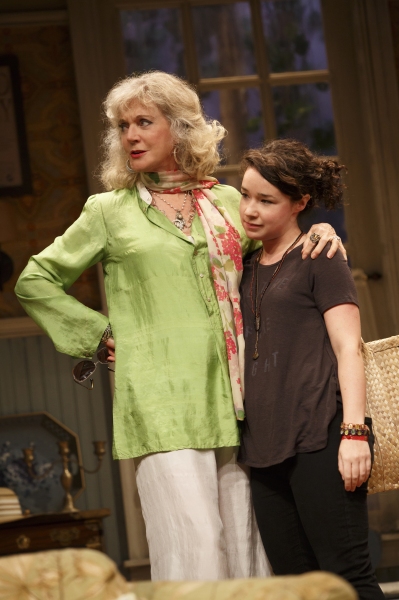 Photo Flash: First Look at Blythe Danner, Daniel Sunjata and More in MTC's THE COUNTRY HOUSE Image