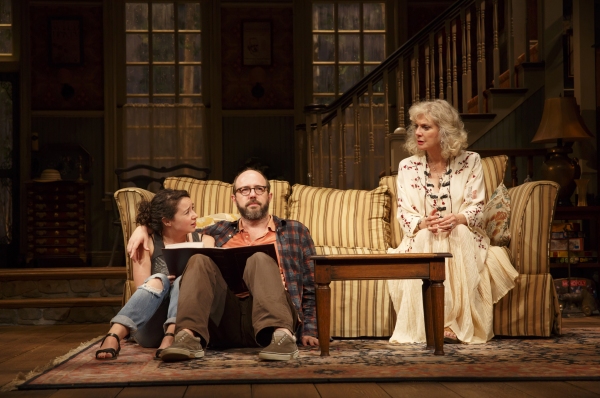 Photo Flash: First Look at Blythe Danner, Daniel Sunjata and More in MTC's THE COUNTRY HOUSE Image