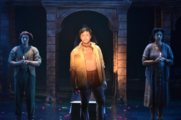Photo Flash: First Look at Janine DiVita and More in EVITA at the Engeman Theater Image