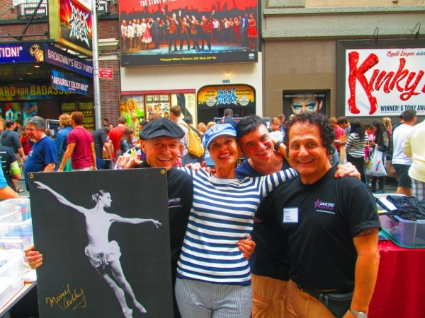 Photo Flash: Dancers Over 40 Supports BC/EFA at 2014 Broadway Flea Market Image