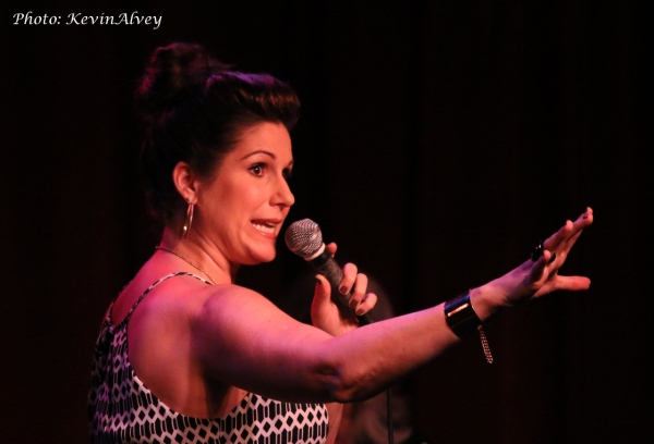 Photo Flash: Stephanie J. Block, Joy Behar, Bryce Pinkham & More Join Jamie deRoy at Birdland Image