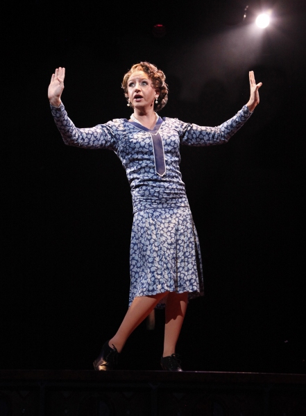Photo Flash: First Look at Heather Parcells, Bahiyah Hibah and More in North Shore Music Theatre's CHICAGO Image
