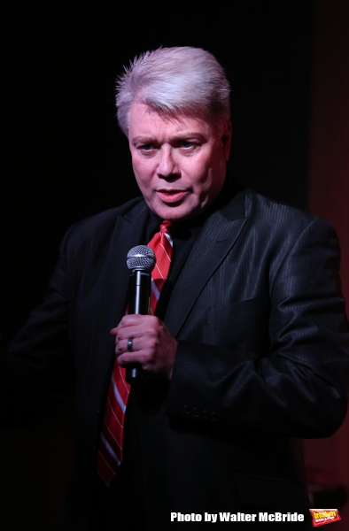 Photo Coverage: Lesley Ann Warren Performs from CINDERELLA at Barnes & Noble  Image