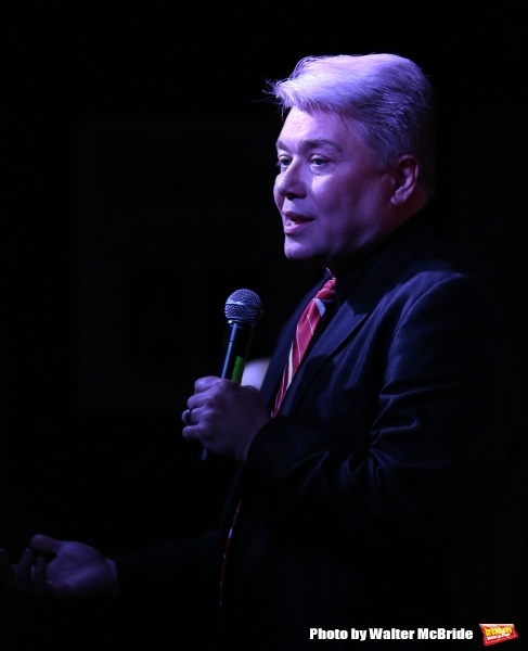 Photo Coverage: Lesley Ann Warren Performs from CINDERELLA at Barnes & Noble  Image