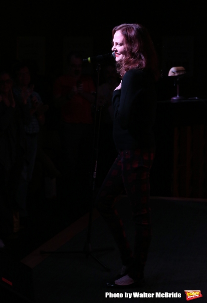 Photo Coverage: Lesley Ann Warren Performs from CINDERELLA at Barnes & Noble  Image