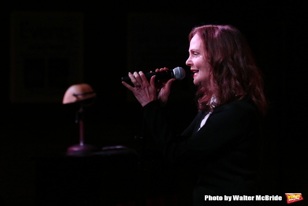 Photo Coverage: Lesley Ann Warren Performs from CINDERELLA at Barnes & Noble  Image