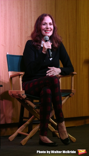 Photo Coverage: Lesley Ann Warren Performs from CINDERELLA at Barnes & Noble  Image