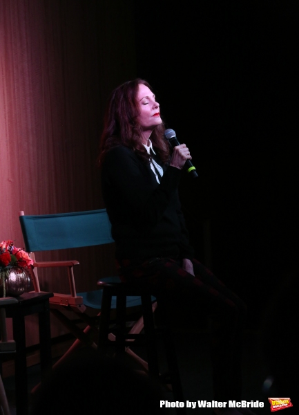 Photo Coverage: Lesley Ann Warren Performs from CINDERELLA at Barnes & Noble  Image