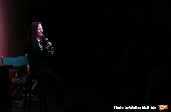 Photo Coverage: Lesley Ann Warren Performs from CINDERELLA at Barnes & Noble  Image