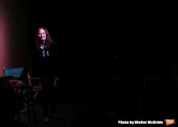 Photo Coverage: Lesley Ann Warren Performs from CINDERELLA at Barnes & Noble  Image
