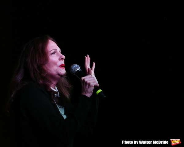 Photo Coverage: Lesley Ann Warren Performs from CINDERELLA at Barnes & Noble  Image