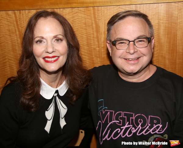 Photo Coverage: Lesley Ann Warren Signs CINDERELLA DVDs at Barnes & Noble Image